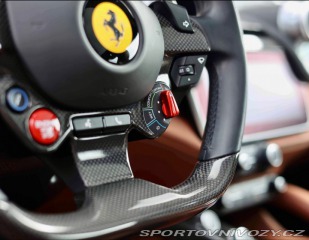 Ferrari GTC4Lusso GTC4Lusso *6.2 V12*Spolu 2018