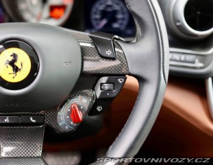 Ferrari GTC4Lusso GTC4Lusso *6.2 V12*Spolu 2018
