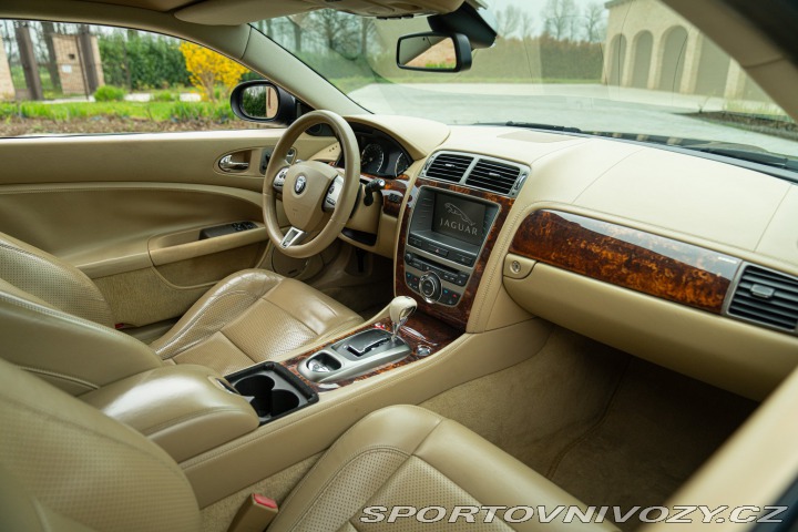 Jaguar XKR 2007