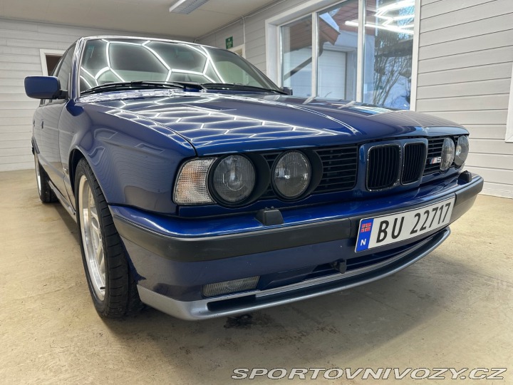 BMW M5 E34 1992