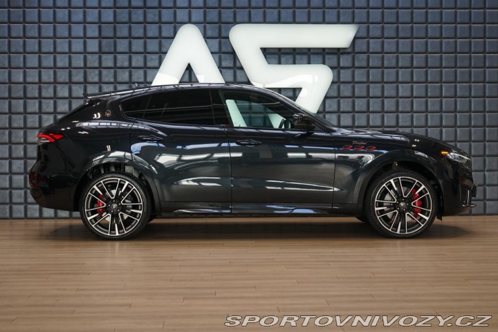 Maserati Levante Trofeo 427kW Carbon B& 2021