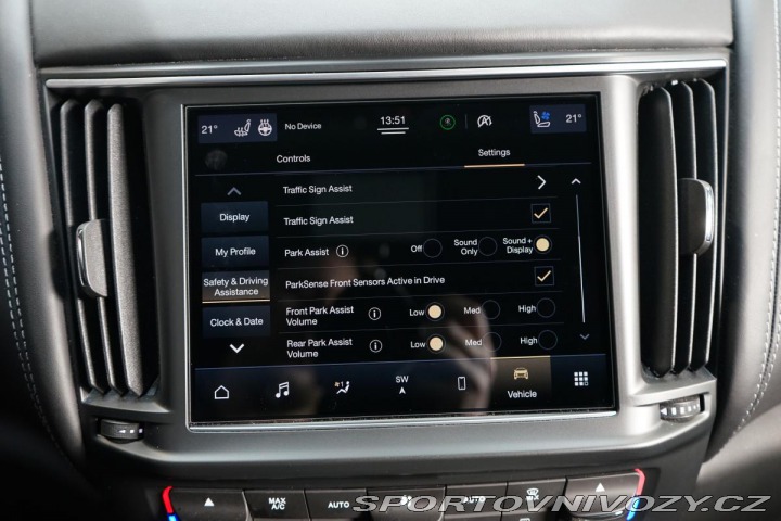 Maserati Levante Trofeo 427kW Carbon B& 2021