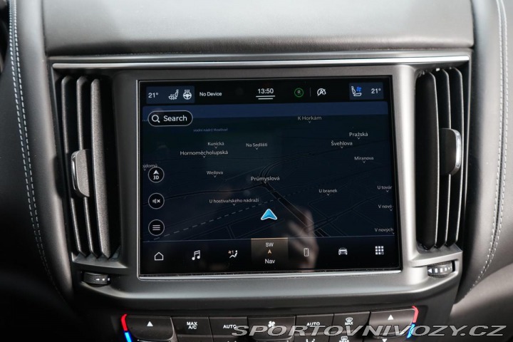 Maserati Levante Trofeo 427kW Carbon B& 2021