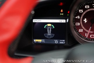 Ferrari 458 Speciale Bi-Color 441kW C 2015