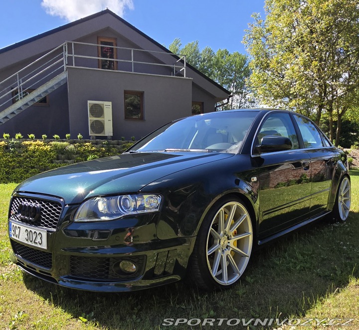 Audi RS4 2006