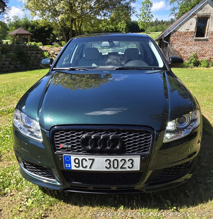 Audi RS4 2006