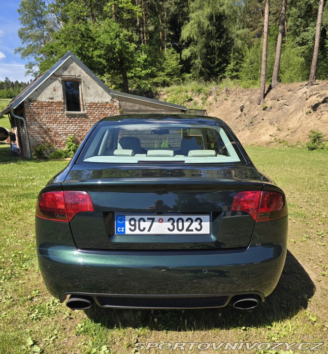 Audi RS4 2006