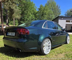 Audi RS4 2006