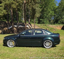Audi RS4 2006