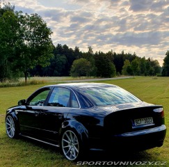Audi RS4  2006