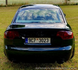 Audi RS4  2006