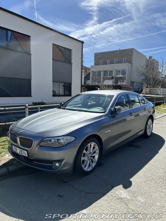 BMW 5 F10 2011