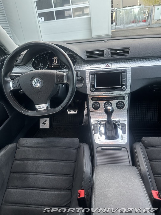 Volkswagen Ostatní modely Passat R36 2009