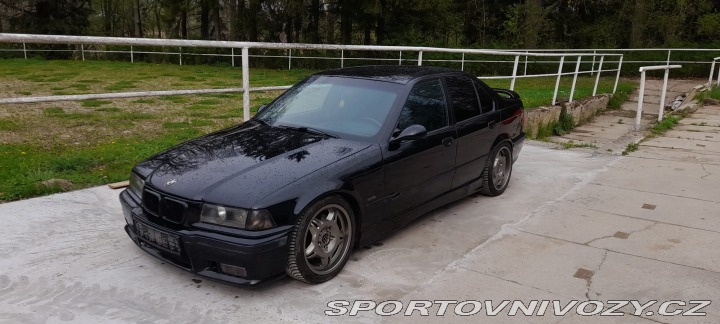 BMW M3 Sedan 1997 E36, pěkný,3.2 1997