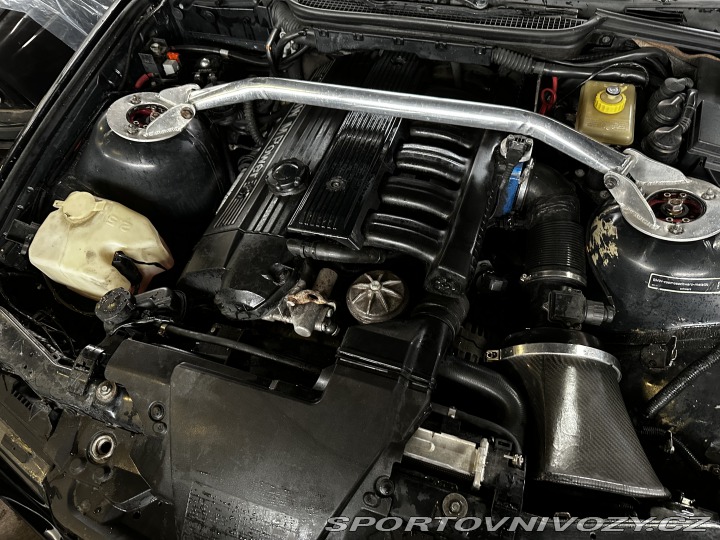 BMW M3 Sedan 1997 E36, pěkný,3.2 1997