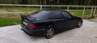 BMW M3 Sedan 1997 E36, pěkný,3.2 1997