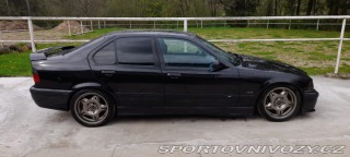 BMW M3 Sedan 1997 E36, pěkný,3.2 1997