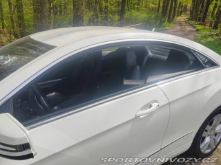 Mercedes-Benz E E300CGI 2011