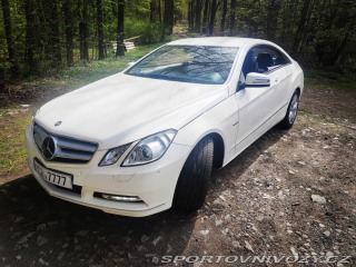 Mercedes-Benz E E300CGI 2011