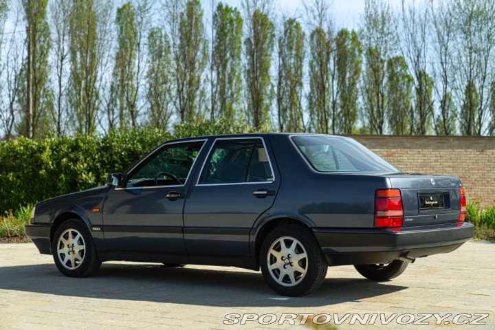 Lancia Ostatní modely Thema 2.0 i.e. 16V 1992