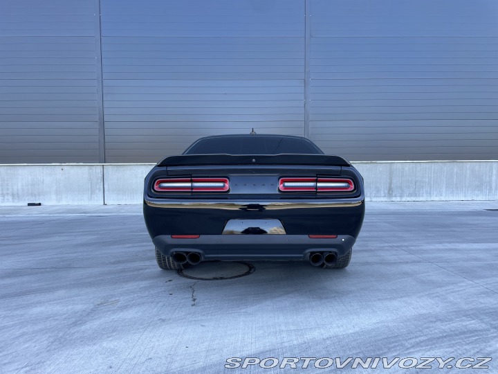 Dodge Challenger R/T možnost odpočtu DPH 2016