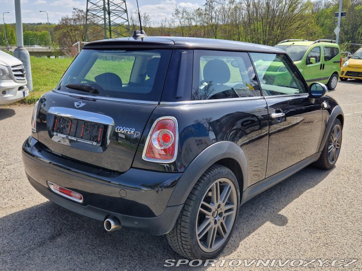 Mini Cooper 1,6 D NAVIGACE, TOP STAV! 2014