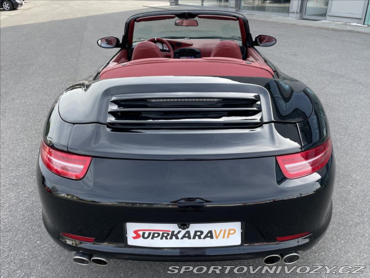 Porsche 911 3.4 i Carrera 4 Manuál Ca 2001