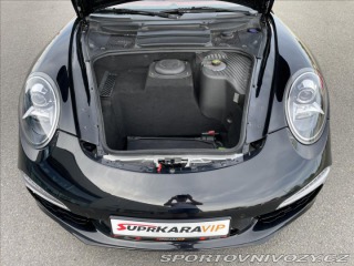 Porsche 911 3.4 i Carrera 4 Manuál Ca 2001