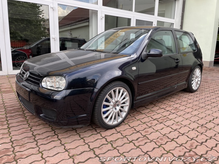 Volkswagen Golf R32 2003