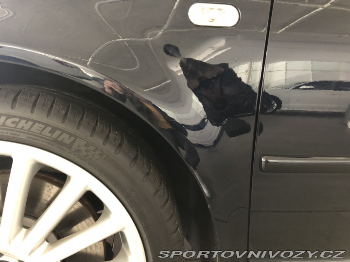 Volkswagen Golf R32 2003