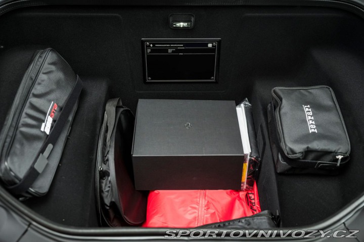 Ferrari 296 GTB /Racing Seats/Lift/Ka 2023