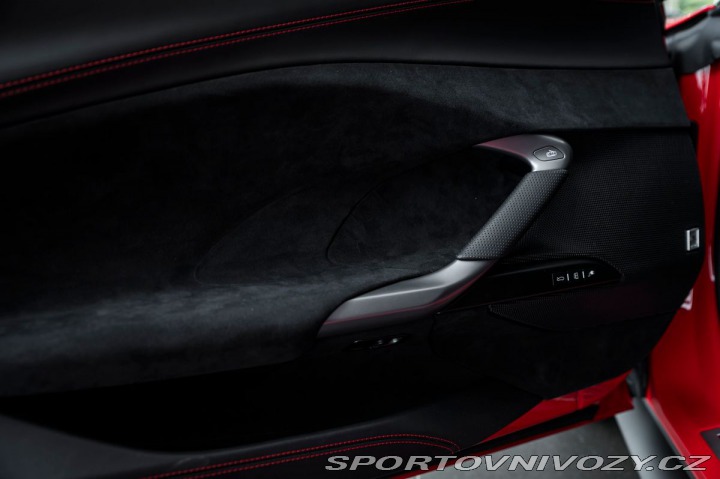 Ferrari 296 GTB /Racing Seats/Lift/Ka 2023