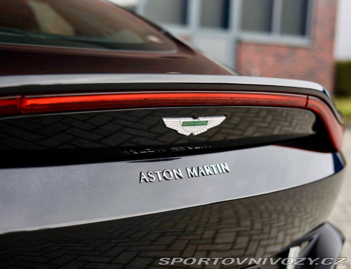 Aston Martin V8 Vantage  *Plná koža*Class 2021