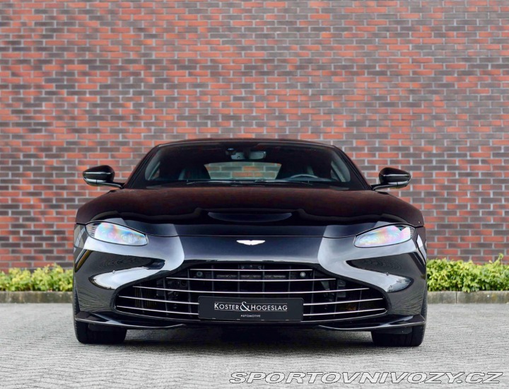 Aston Martin V8 Vantage  *Plná koža*Class 2021