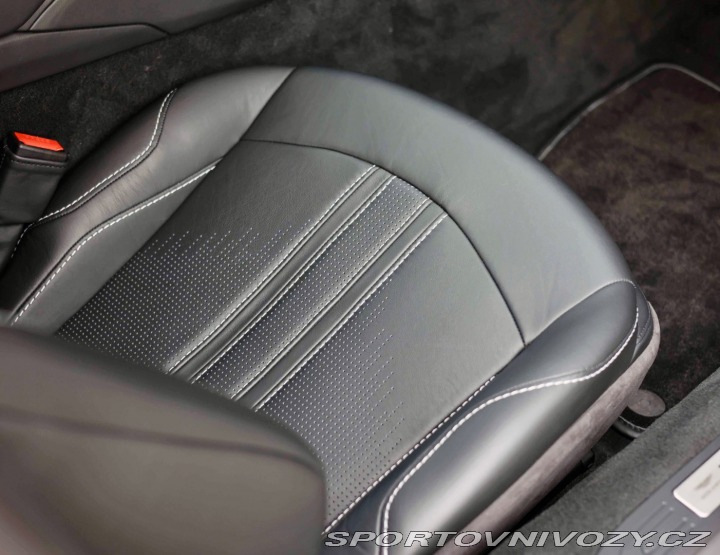 Aston Martin V8 Vantage *Plná koža*Class 2021