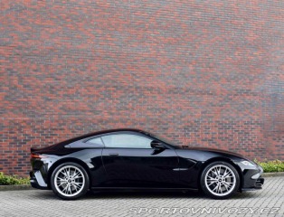 Aston Martin V8 Vantage  *Plná koža*Class 2021