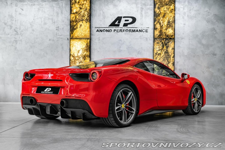 Ferrari 488 GTB KARBON/JBL/LIFT/LED/D 2015