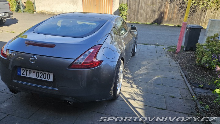 Nissan 370 Z 2016