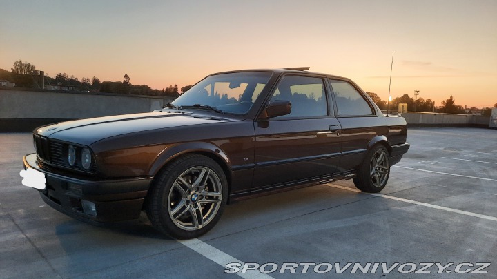 BMW 3 e30 coupe 1990