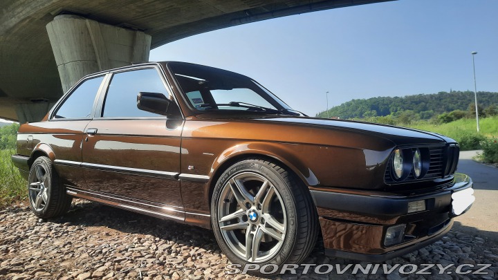 BMW 3 e30 coupe 1990