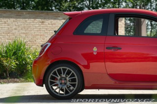 Abarth 695 TRIBUTO FERRARI 2010