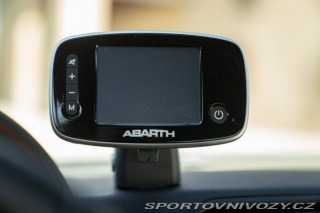 Abarth 695 TRIBUTO FERRARI 2010
