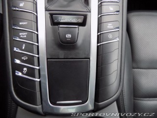 Porsche Macan Turbo/3.6i/V6/PANO/ 2014
