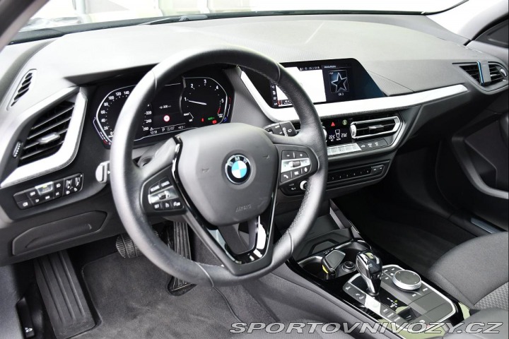 BMW 1 116d AT PANORAMA EL.KUFR 2020