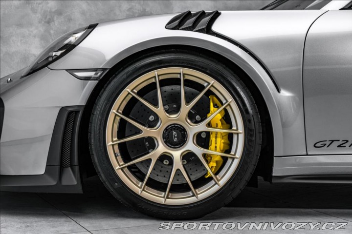 Porsche 911 GT2 RS Weissach, lift, PP 2018