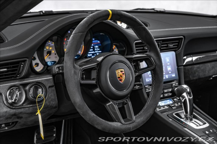 Porsche 911 GT2 RS Weissach, lift, PP 2018