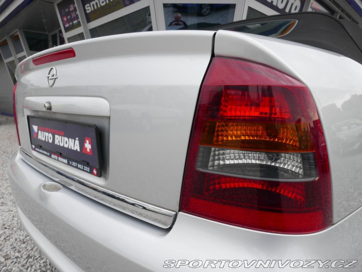 Opel Astra 2,2i Cabrio REZERVACE 2004