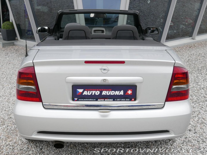 Opel Astra 2,2i Cabrio Bertone 2004