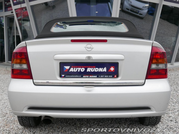 Opel Astra 2,2i Cabrio REZERVACE 2004