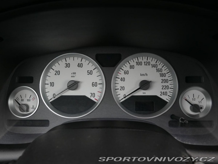 Opel Astra 2,2i Cabrio REZERVACE 2004